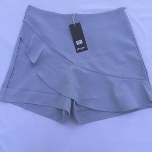 NWT Skort Nasty Gal 🖤